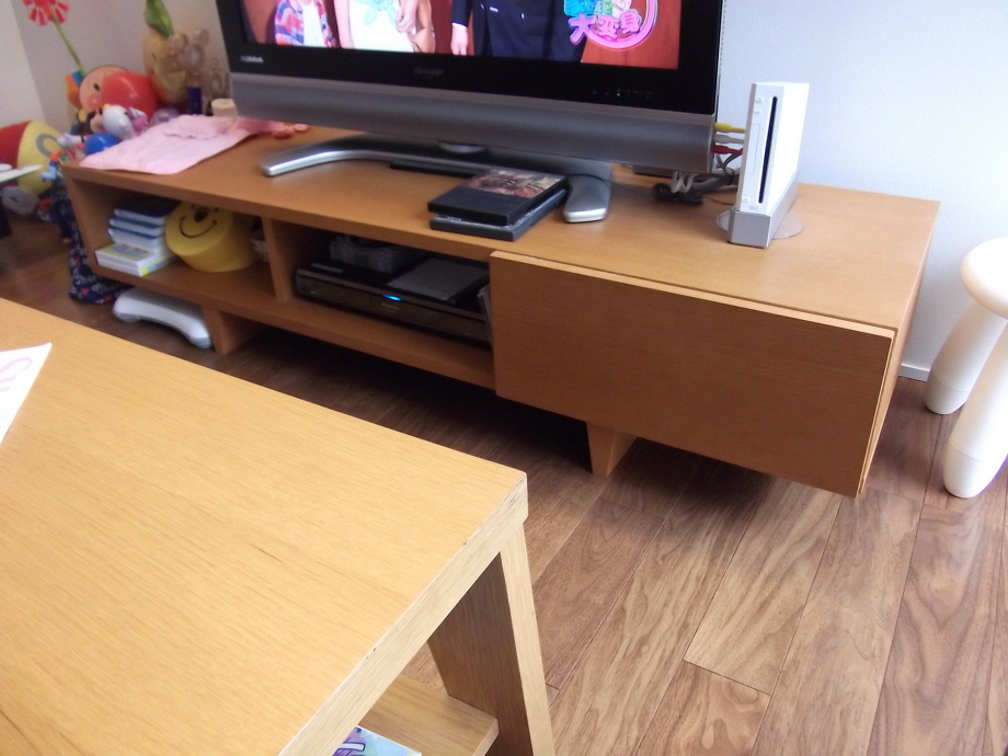 レトロモダンな家具